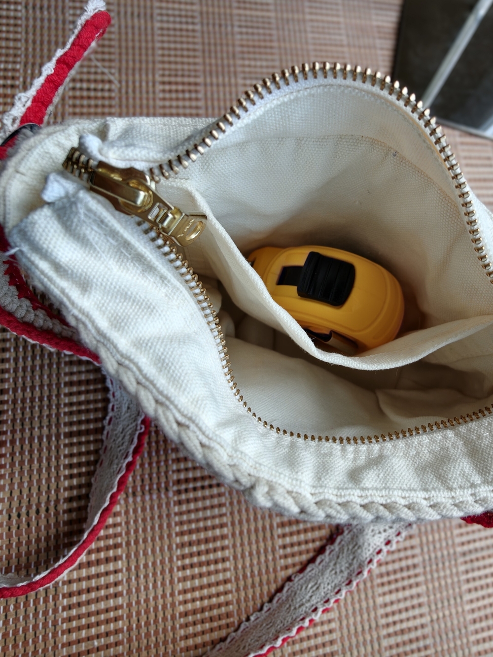 Handmade Cream Crochet Strawberry Crossbody Bag with Red Strap, Boho Tote Bag - Picture 12 of 14